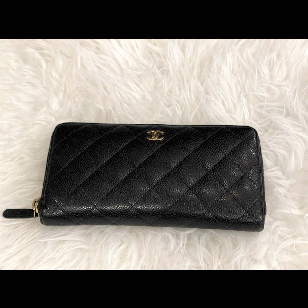 Chanel Caviar leather Matelasse long zip around wallet